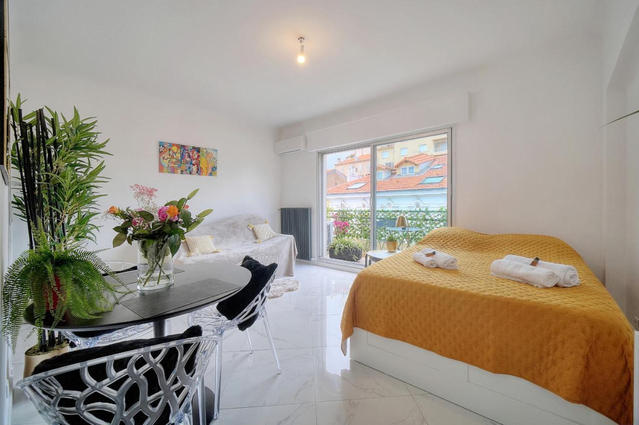 Studio Lumineux 200 M Des Plages A0B192 Cannes Exterior foto
